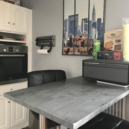 Appartement T2 - Proche Rer Сартрувиль Экстерьер фото